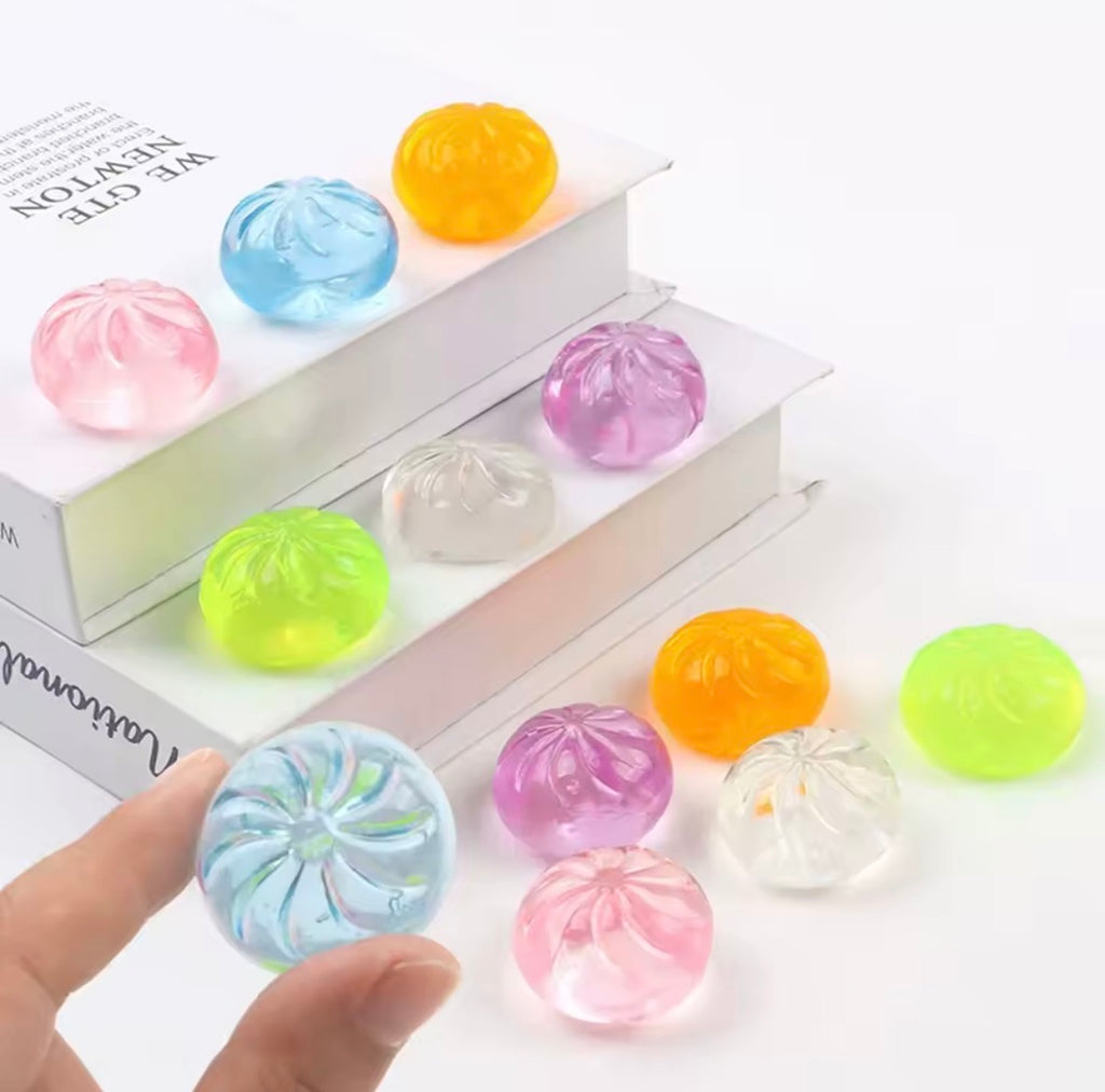 5Pcs Mini Dumplings with Steamer Bun Squeezable Toys Set